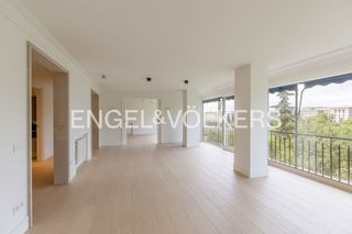 Flat in Paseo de la Castellana