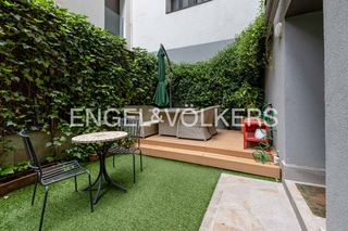 Zweistöckige Wohnung  Calle del pintor moreno carbonero. Exclusivo dúplex con garaje y piscina.