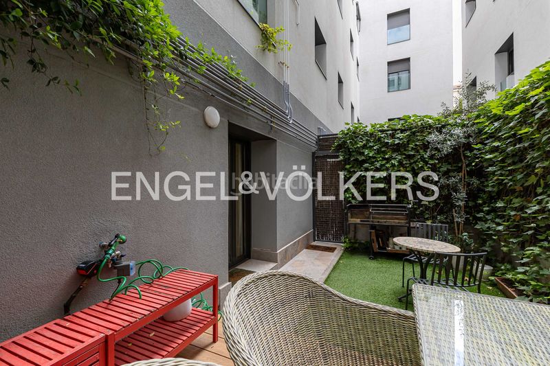 Foto ee474bdd-b1ae-4e90-9c5a-3c0b0178bb79. Dúplex amb calefacció aparcament piscina a Guindalera Madrid