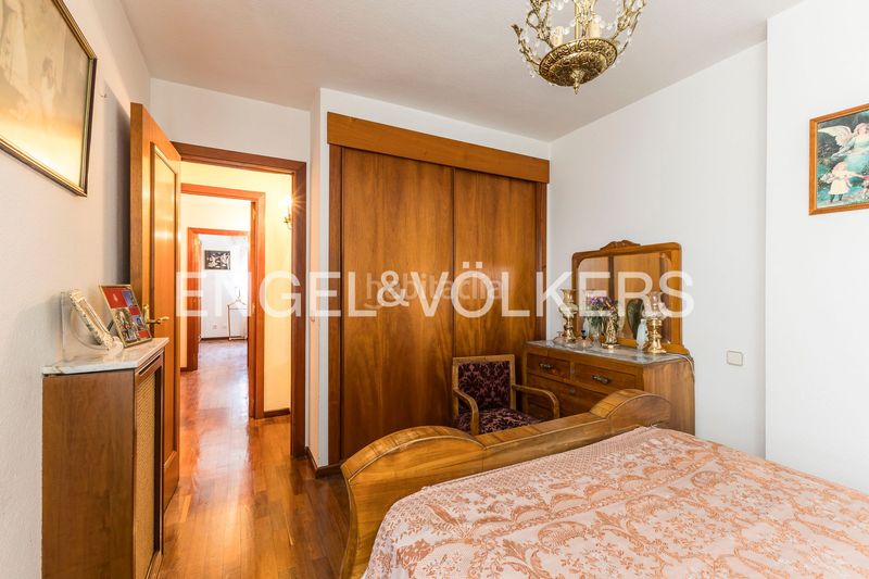 Foto f5eda020-9cd3-4397-bd7c-3f3751800760. Pis amb calefacció aparcament piscina a Hispanoamérica-Bernabéu Madrid