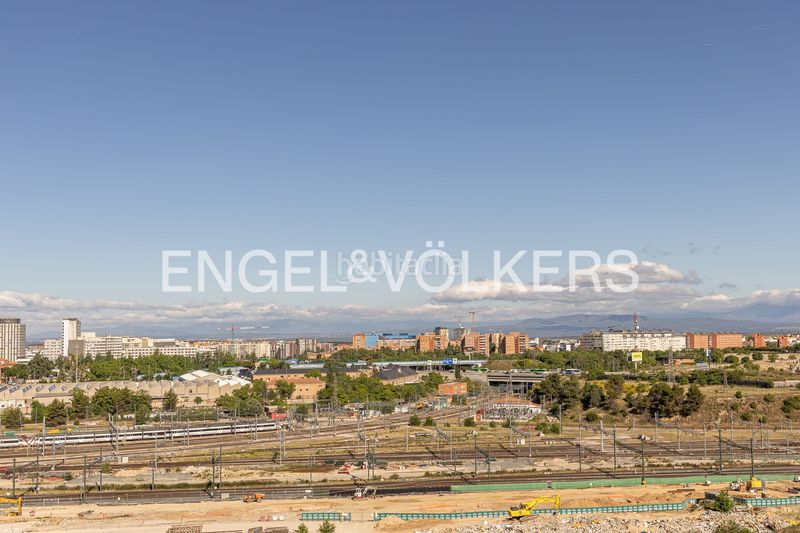 Foto f6a76f98-285f-4e2b-a74f-c9b814d0aa1f. Pis amb calefacció aparcament a Castilla Madrid