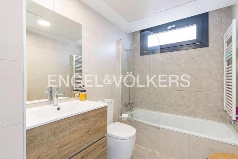 Foto aaa6fca2-5339-4301-9b54-c894377762bb. Casa amb calefacció piscina a Colonia Torrelodones