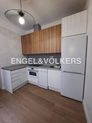 Alquiler Piso  Conde de romanones. Loft con patio privado en el centro en alquiler