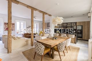 Alquiler Piso en Justicia-Chueca. Exclusivo piso de tres dormitorios, 4 balcones exteriores en jus