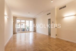 Affitto Appartamento  Calle nuñez de balboa. Piso con terraza, trastero y opción de garaje en finca, en alqui