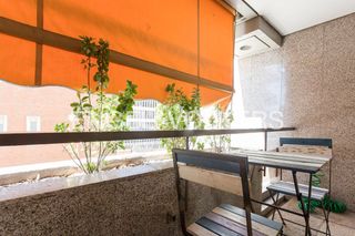 Affitto Appartamento  Calle nuñez de balboa. Piso exterior con terraza sin amueblar con trastero y opción de