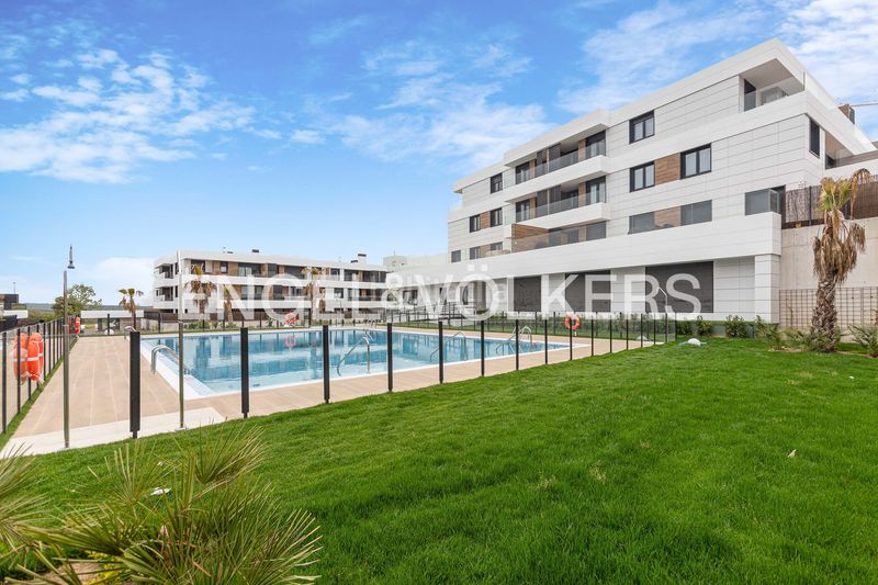 Foto 49564cae-27d2-4370-8e23-93eae191d73c. Àtic amb calefacció aparcament piscina a Marazuela-El Torreón Rozas de Madrid (Las)