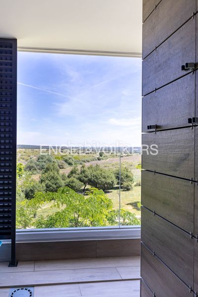 Foto a80dab34-fa77-4828-886d-9133d2e9998e. Àtic amb calefacció aparcament piscina a Marazuela-El Torreón Rozas de Madrid (Las)