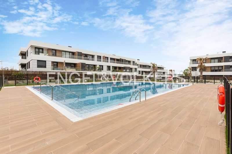 Foto bc600cf5-55e1-4f10-9463-9ae77cadfe4f. Àtic amb calefacció aparcament piscina a Marazuela-El Torreón Rozas de Madrid (Las)