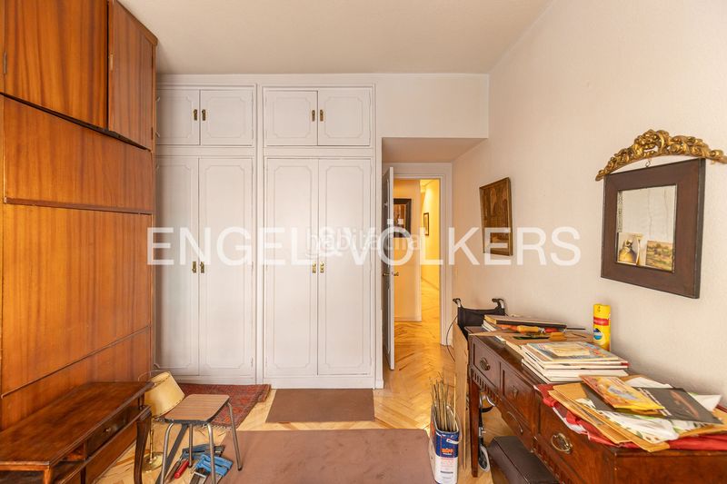 Foto fef4a4a7-3efe-46a9-a42a-086ba4352b94. Pis amb calefacció aparcament a Lista Madrid