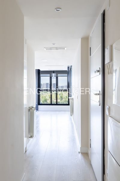 Foto aff669b8-b7dd-4be7-be63-5b17fa800839. Pis amb calefacció aparcament piscina a Valdebebas - Valdefuentes Madrid