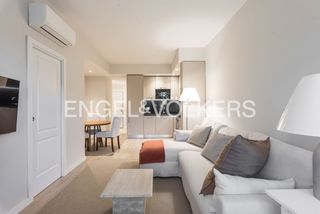 Rent Flat  Calle de álvarez de baena. Precioso piso de lujo de 1 hab con reforma reciente en el viso