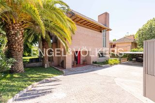 Casa a Monte el Pilar. Villa con vistas en el monte del pilar