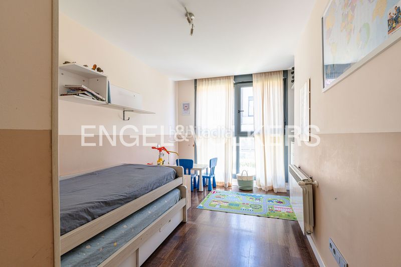 Foto a13d5dc9-d163-40e0-9722-9c973005f2ab. Casa amb calefacció aparcament piscina a Centro Comercial-Hospital Torrelodones