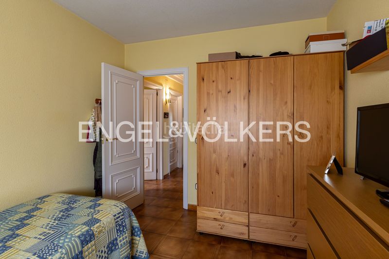 Foto a0f41bad-b779-4a1d-973c-d4d04ff1cdce. Casa amb calefacció aparcament piscina a Arroyo de la Vega La Moraleja