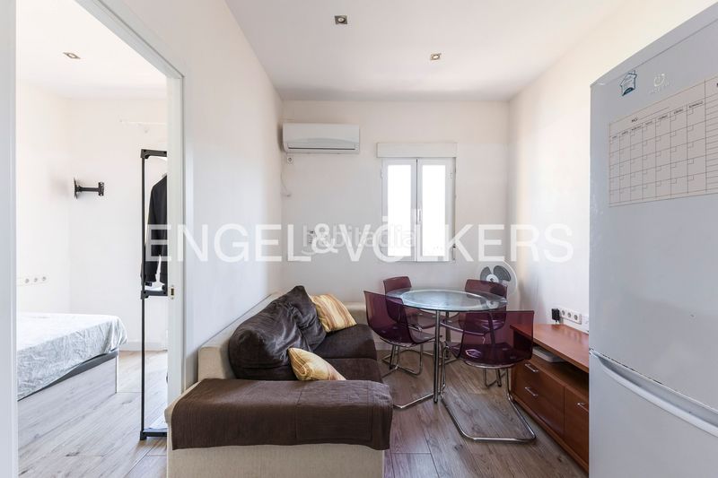 Foto 041a71d5-7702-453f-95c6-183824068129. Apartament amb calefacció a Numancia Madrid