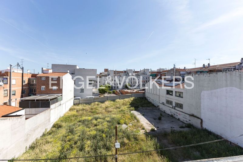 Foto 1420217c-c369-4d7d-95d1-dd838715af0b. Apartament amb calefacció a Numancia Madrid