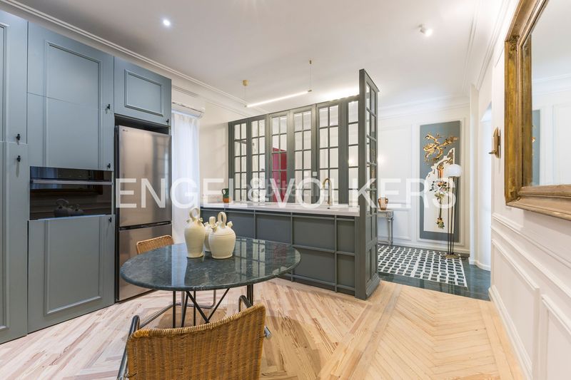 Foto 4701689b-380d-49ef-8cd2-2ce80b964363. Flat with heating in Lista Madrid
