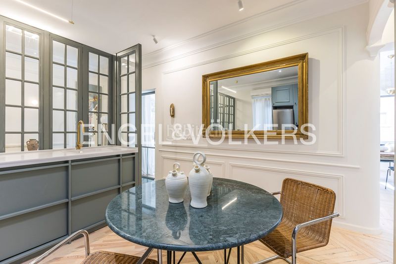 Foto d416792b-a274-4a41-b45d-d03359f0dc8d. Flat with heating in Lista Madrid