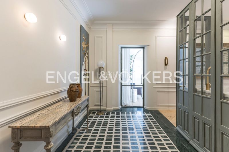 Foto e9733cbd-6e55-4973-bacc-6a79457d4f83. Flat with heating in Lista Madrid