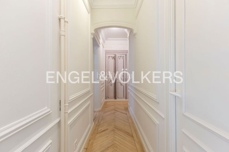 Foto fb7035bf-f9b4-44fe-80bb-728289cfdb42. Flat with heating in Lista Madrid