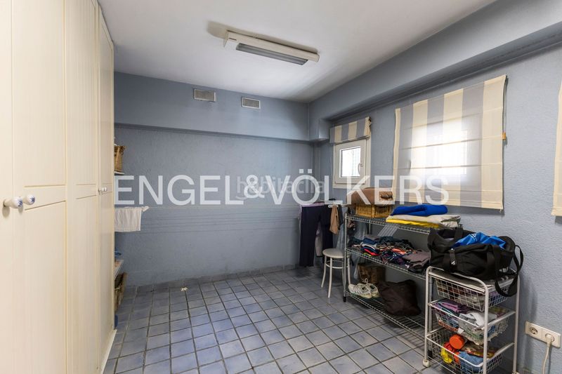 Foto ad49495e-1252-463c-9a3b-6d1b5297f5e3. Casa amb calefacció aparcament piscina a Ciudad Jardín Madrid