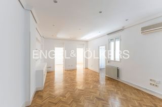 Flat in Blasco de Garay