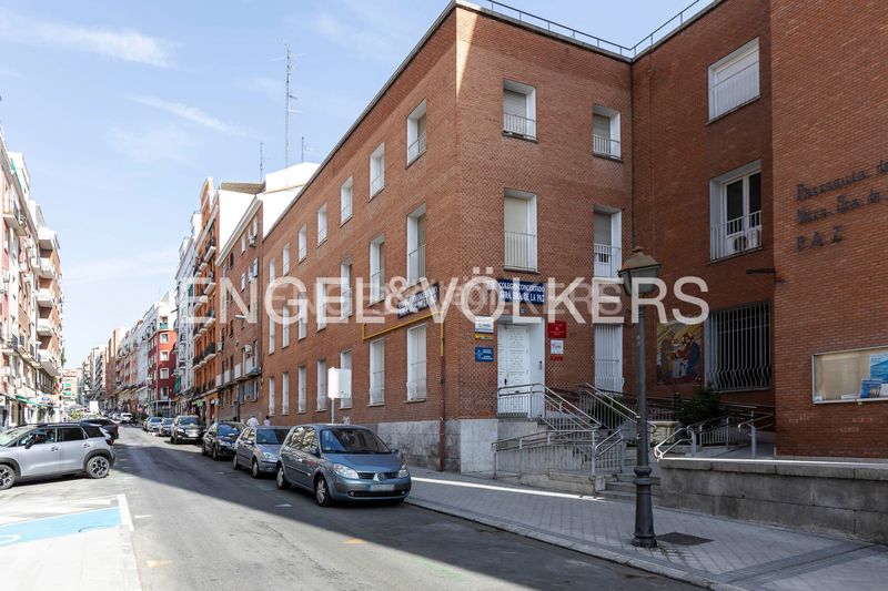 Foto 90818433-2108-4d24-895b-068a13ab57d8. Pis amb calefacció a Pacífico Madrid