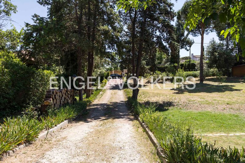 Foto 654df677-b518-4d78-b855-7cfc80f59955. Casa amb calefacció aparcament a Valdelagua