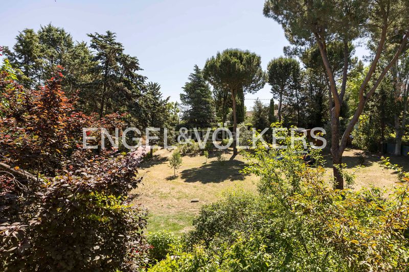 Foto f6c83b1e-2e17-4d2f-9a8d-65a921673c61. Casa amb calefacció aparcament a Valdelagua