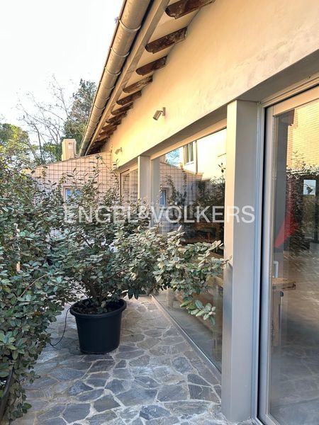 Foto cd35a2e9-8d7e-4a5c-83a3-b9fe36525389. Casa amb calefacció aparcament a La Florida - El Plantío Madrid