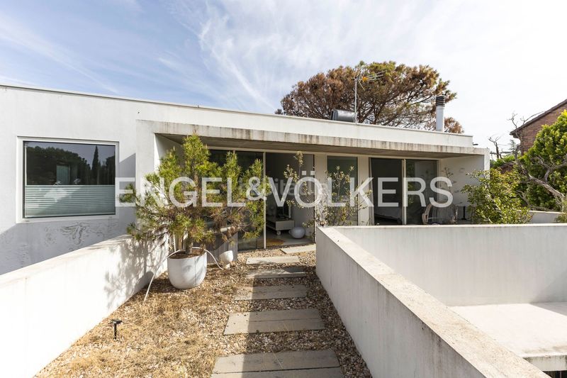 Foto 9b997425-9568-4e84-b0c5-9f37a78cbba0. Casa amb calefacció a El Monte Torrelodones