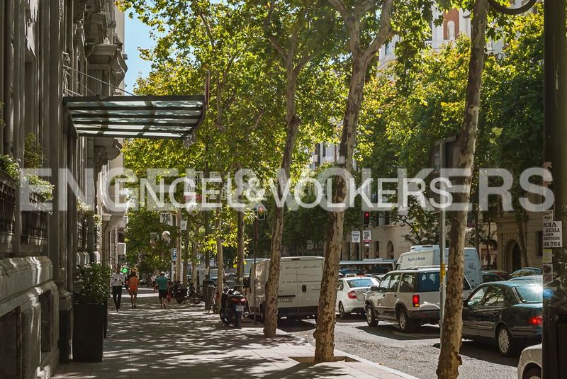 Foto 1a093905-fca0-4f9f-99b8-ed565cad8082. Pis amb calefacció aparcament a Ríos Rosas-Nuevos Ministerios Madrid