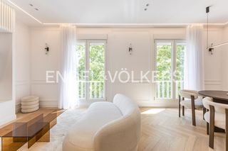Flat in Calle de Francisco Silvela