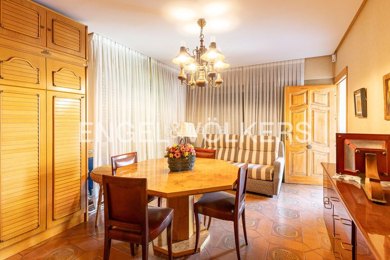 Foto d006dd9c-7e4c-4a3e-a17a-458c4f5215e7. Casa amb calefacció aparcament piscina a La Florida - El Plantío Madrid