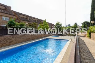 Casa en El Burgo. Chalet de lujo en las rozas