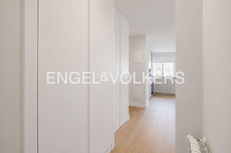 Foto f85c6aa0-1847-462f-8171-1f0e5f625b1e. Pis amb calefacció aparcament a Estrella Madrid