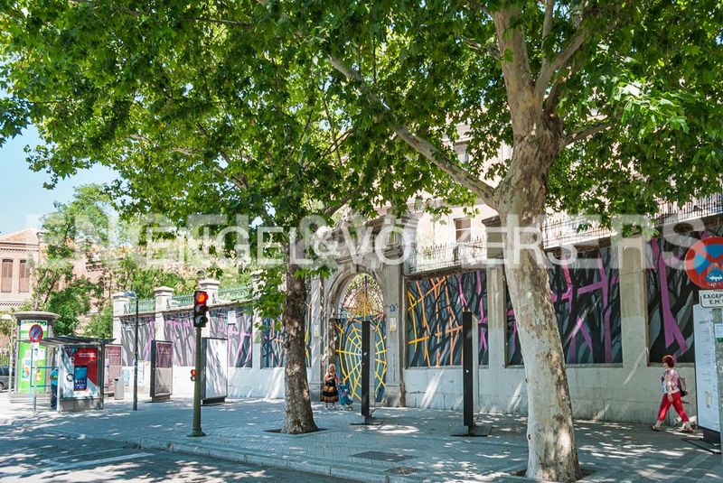 Foto 34051bc8-f86e-432a-9890-d6f34d80b3e0. Pis amb calefacció a Embajadores-Lavapiés Madrid