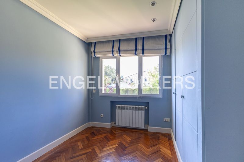 Foto ae804650-98a0-4522-b102-d6062ab1adea. Casa amb calefacció aparcament piscina a urbanización La Moraleja La Moraleja