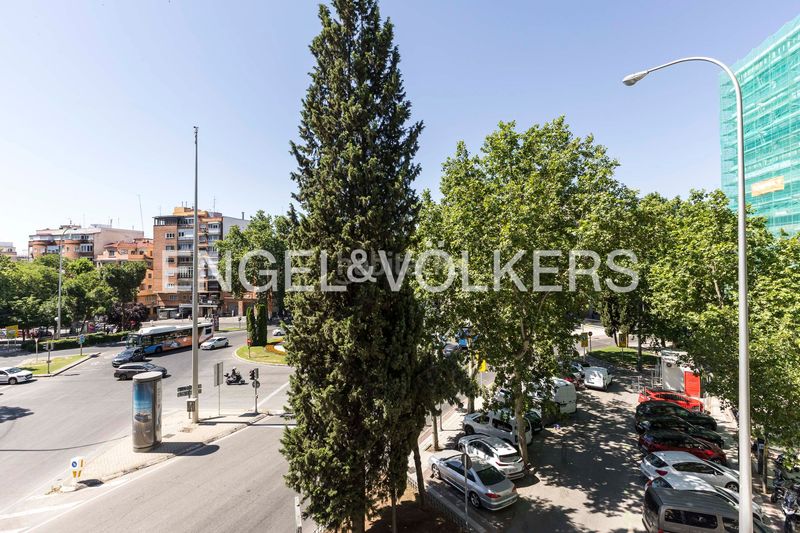 Foto 81d2a5e0-f543-4d16-8a82-281941580273. Pis amb calefacció aparcament a Jerónimos Madrid