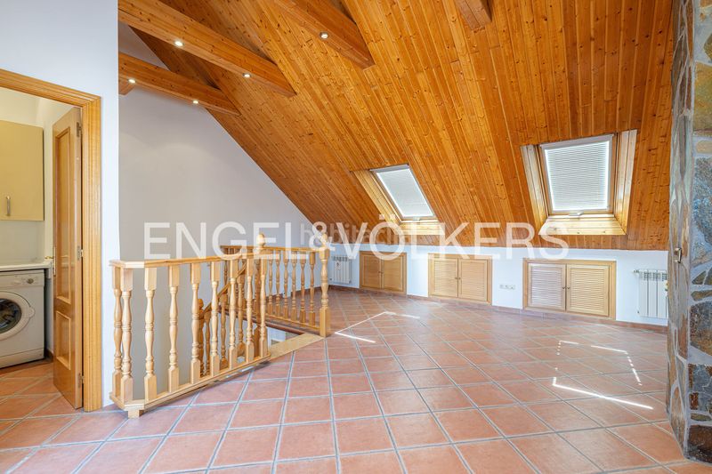 Foto d7c8b8bc-3f22-4899-abd3-d93f593f75f4. Casa amb calefacció aparcament a Getafe norte Getafe