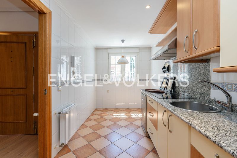 Foto e7c6f8bb-cc05-4c47-b9b3-28f6048d5c4b. Casa amb calefacció aparcament a Getafe norte Getafe