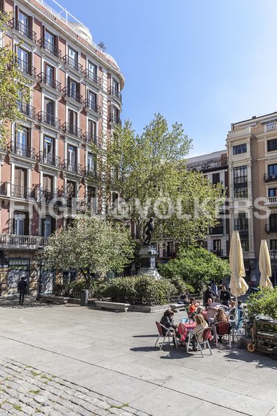 Foto 01004bca-7559-4714-a9b7-b923f5b7fe2e. Àtic amb calefacció a Justicia-Chueca Madrid