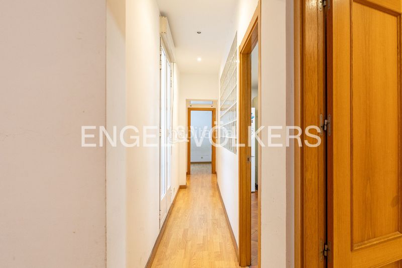 Foto a0c733c0-8617-46a0-9cdd-e75bcbce8ea5. Pis amb calefacció a Palacio Madrid
