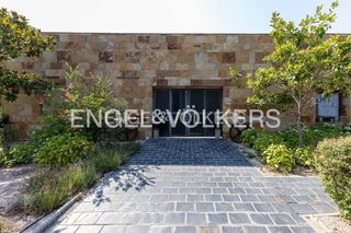 Casa a Carretera del Plantío. Espectacular unifamiliar en el monte del pilar