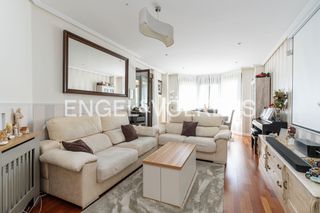 Miete Etagenwohnung in Marazuela-El Torreón. Excelente piso familiar con terraza, dos plazas de garaje y urba
