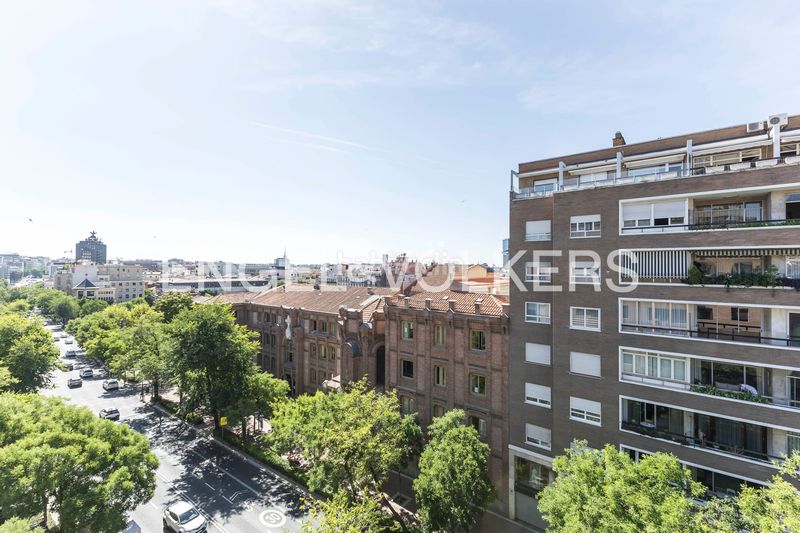Foto e103c690-21a2-4dd0-a216-3013474d84d3. Pis amb calefacció aparcament piscina a Almagro Madrid