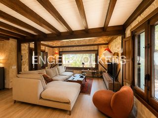 Casa a Alba de Tormes. Encantadora vivienda unifamiliar en entorno natural privilegiado