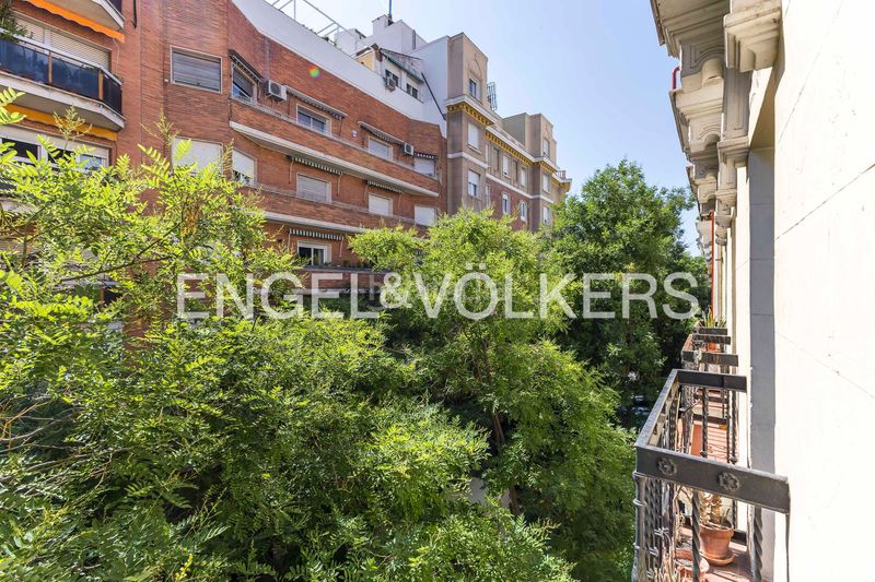 Foto e93bc0c3-2fa7-448f-802e-9b3273e6a692. Pis amb calefacció a Lista Madrid