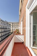 Flat in Embajadores-Lavapiés